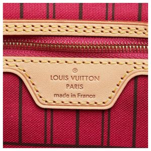 Louis Vuitton Neverfull MM Tote Bag
